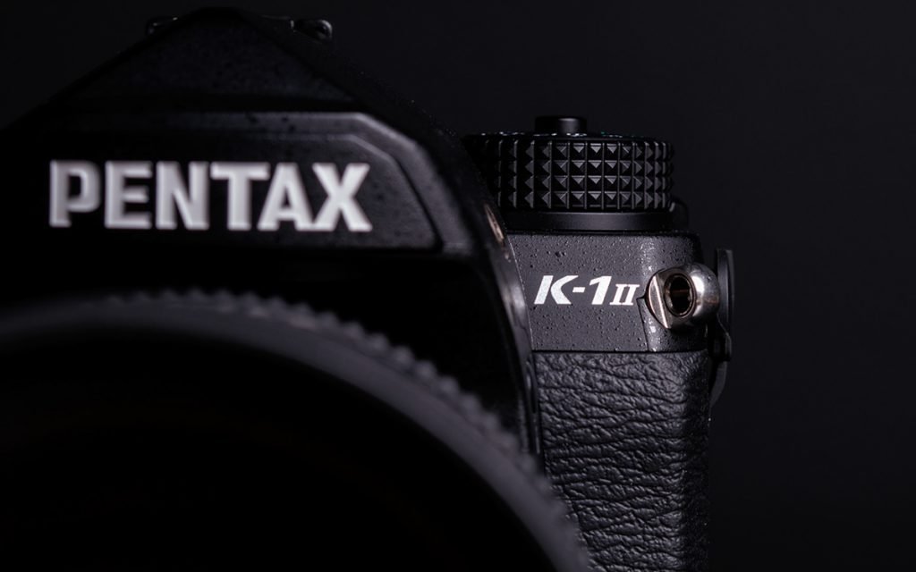 Cámara digital SLR PENTAX K-1 Mark II: Cámara digital full frame de alta resolución y 36,4 MP, Estabilizador SR de 5 ejes incorporado, estabilización de 5 pasos de obturación, Cuerpo resistente al pol
